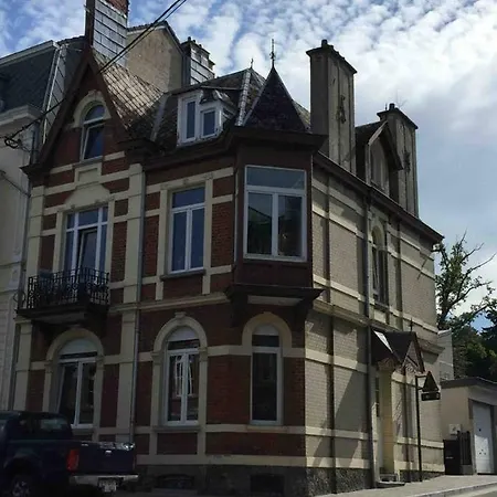 Chez Natha Apartment *